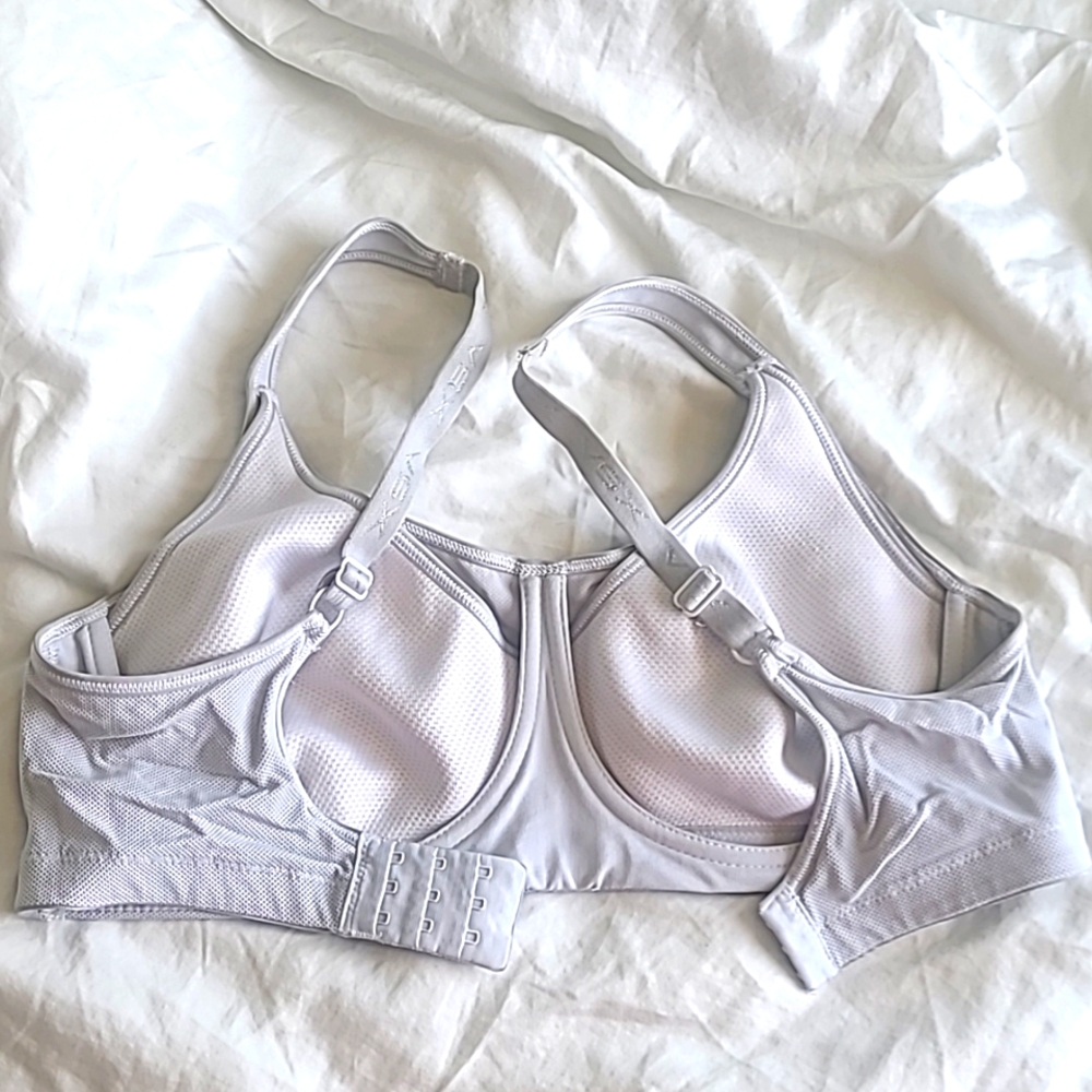 VSX sports bra